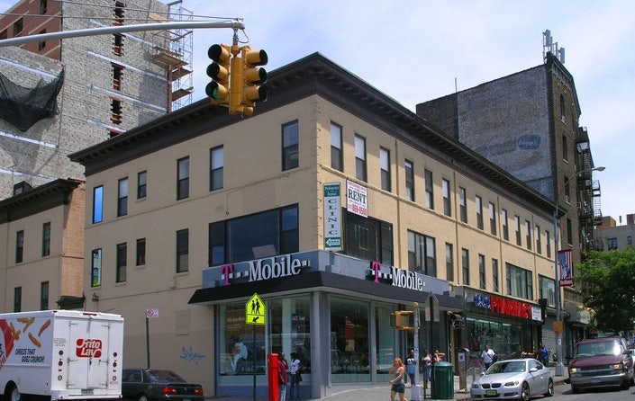 Photo of 101 East Burnside Avenue